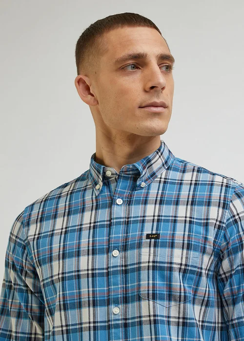 Lee Button Down Ecru