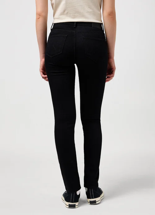 Wrangler Slim Retro Black