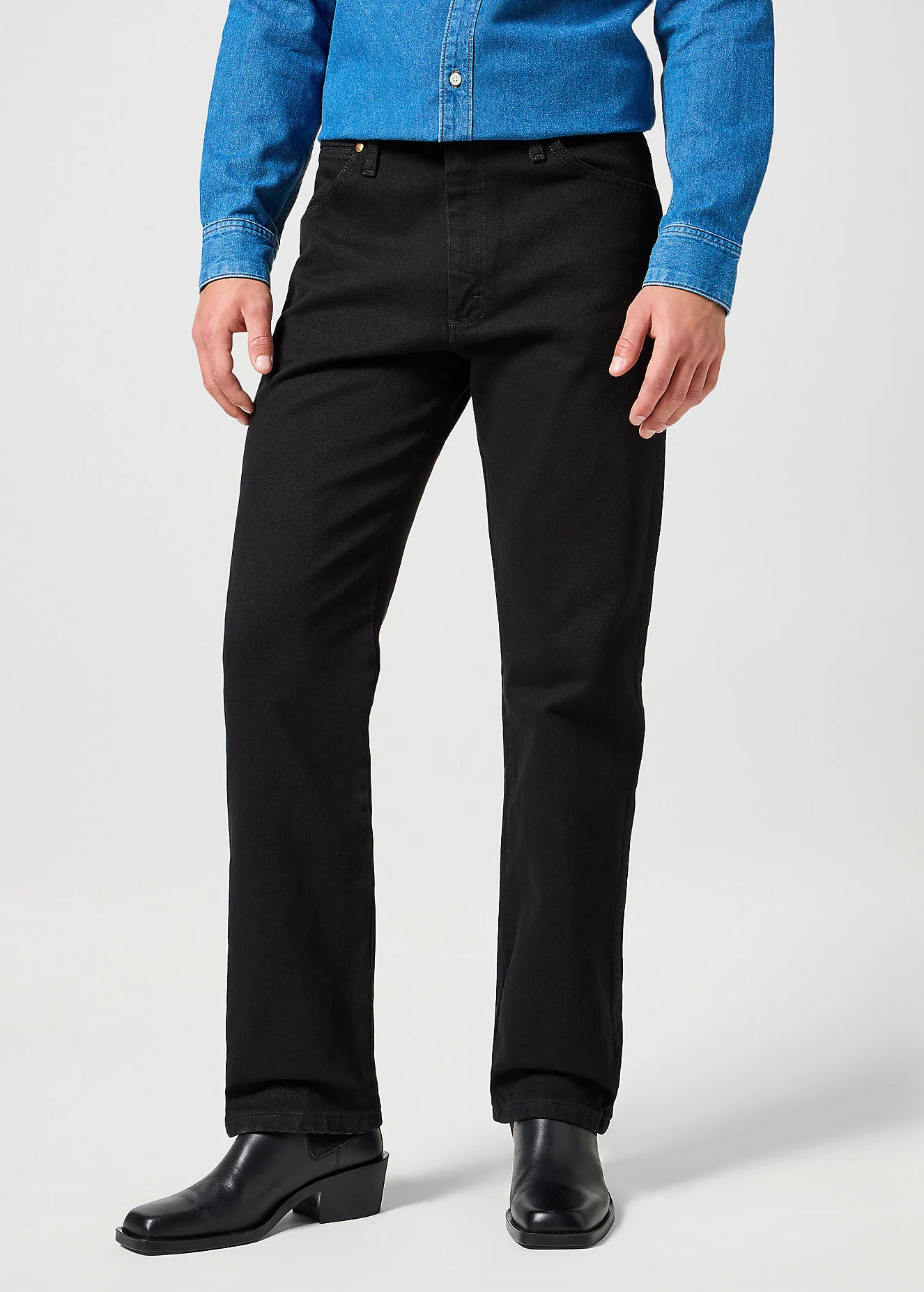 Wrangler 13mwz Cowboy Cut Shadow Black