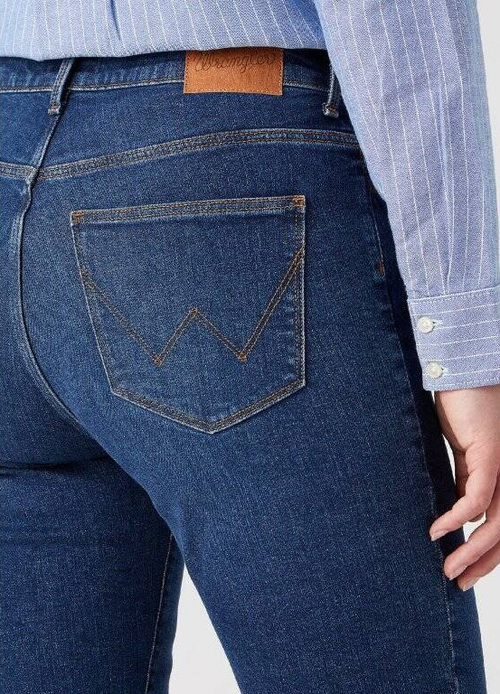 Wrangler Slim She Wolf - W26LKRP25