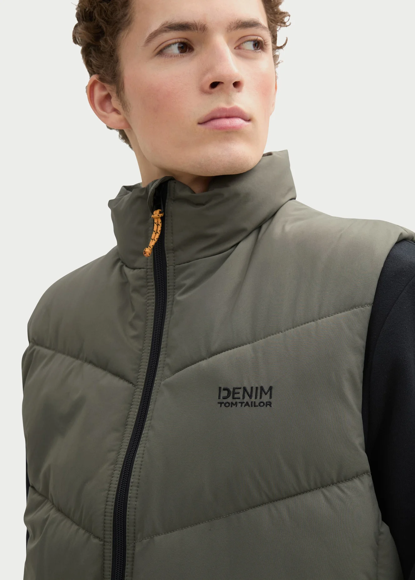 Tom Tailor Puffer Vest With A Logo Urban Olive Green