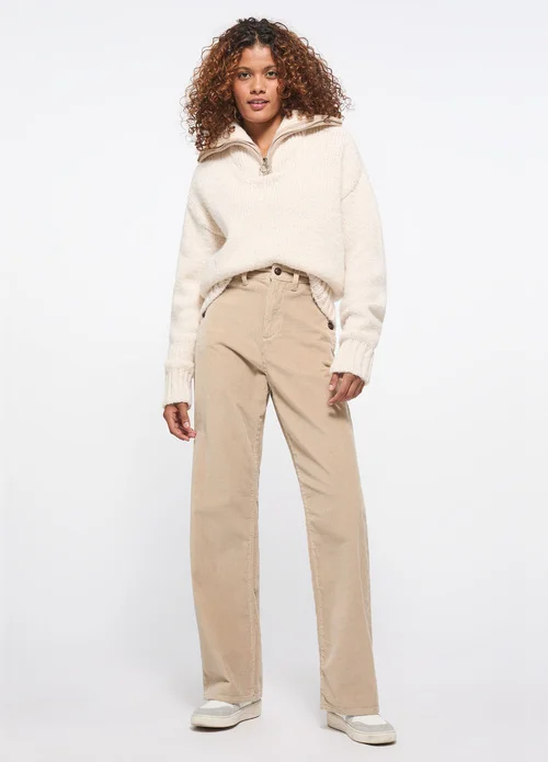 Mustang Carla Troyer Whisper White