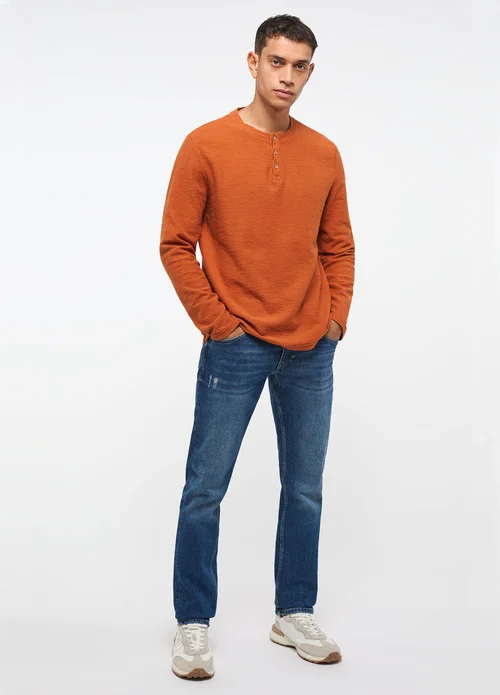 Mustang Adrian C Henley Bombay Brown