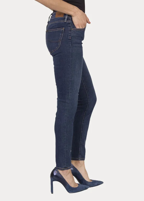 Lee Scarlett Dark Ulrich