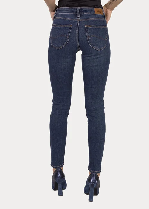 Lee Scarlett Dark Ulrich