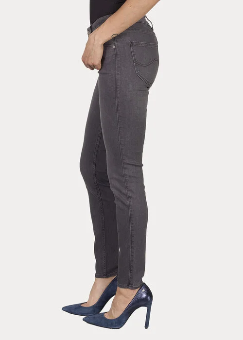 Lee Scarlett Grey Jax