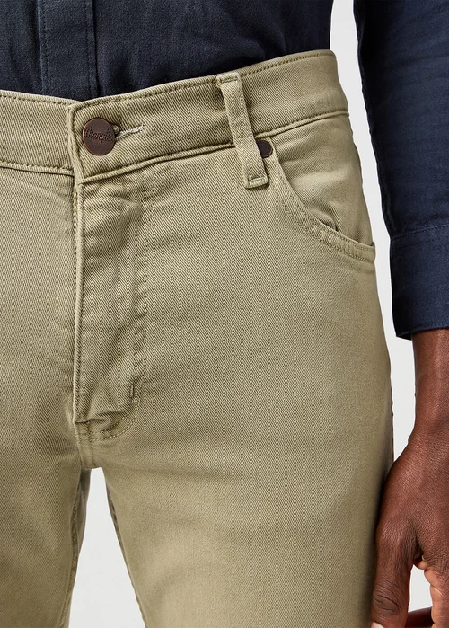 Wrangler Greensboro Non Denim Dark Tea