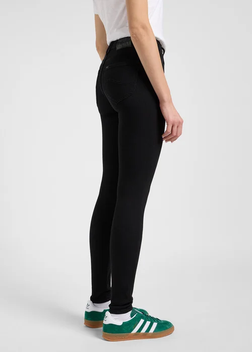 Lee Scarlett High Black