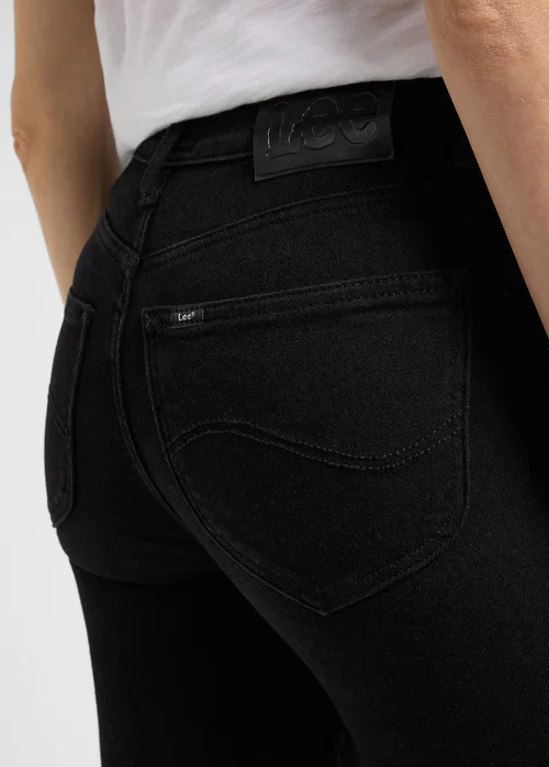 Lee Scarlett High Black