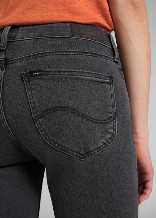 Lee Scarlett Washed Ava