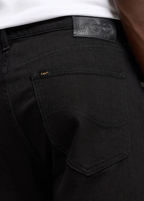 Lee West Clean Black