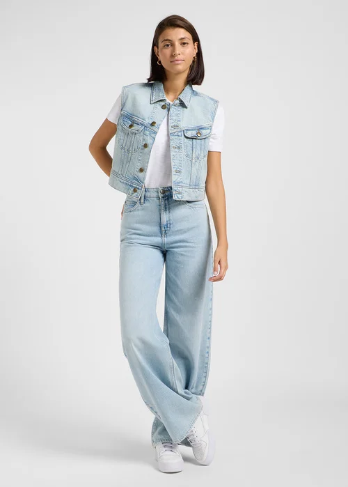 Lee Stella A Line Calm Waters