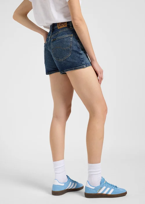 Lee Carol Shorts Dark Retreat