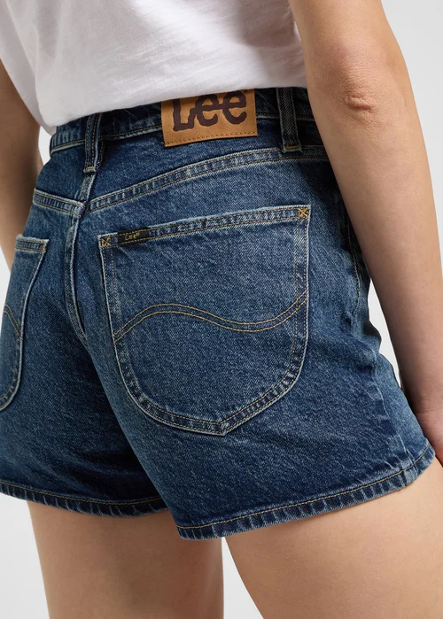 Lee Carol Shorts Dark Retreat