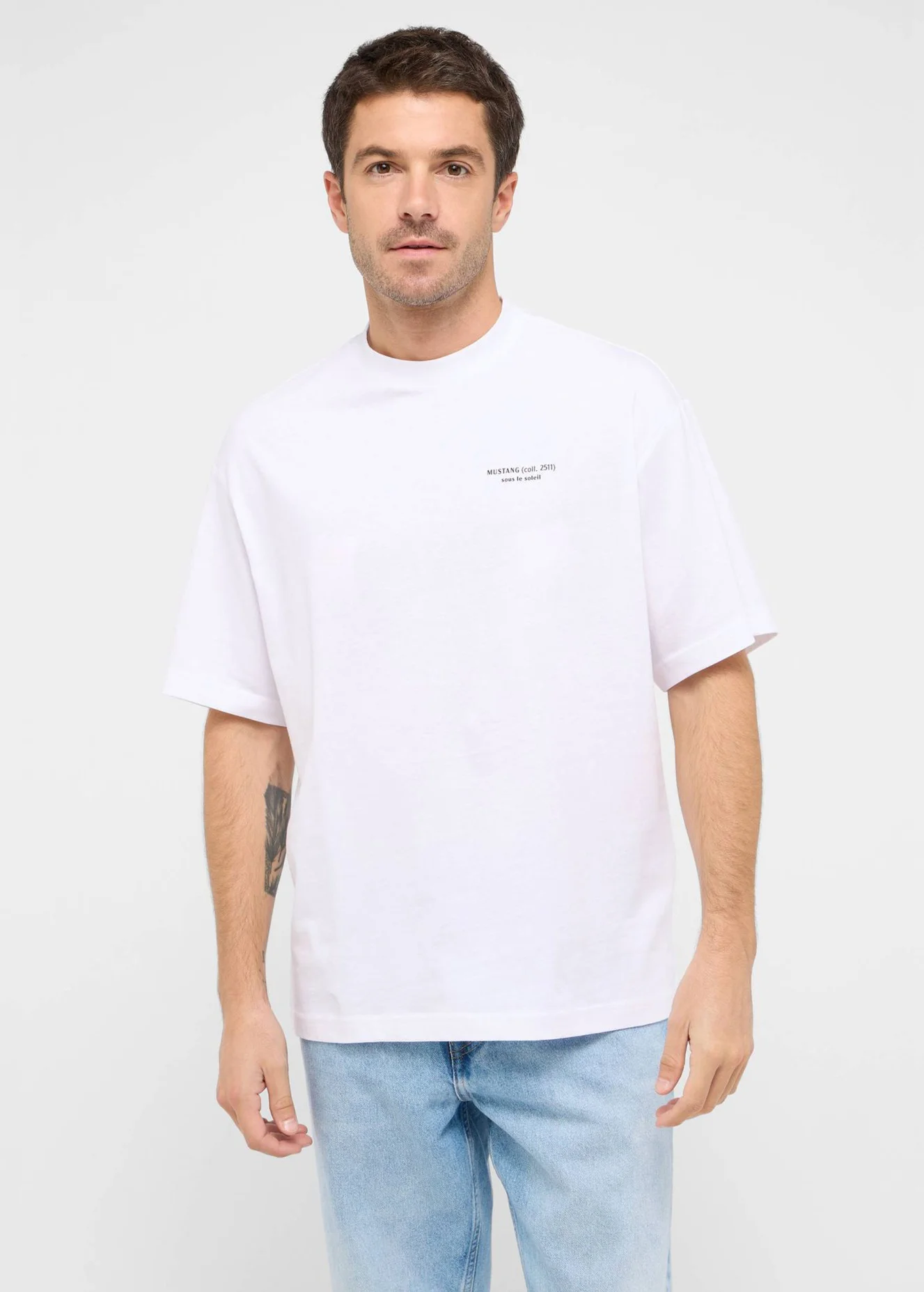 Mustang Akron Bright White