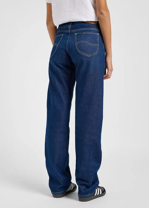 Lee Rider Close Call