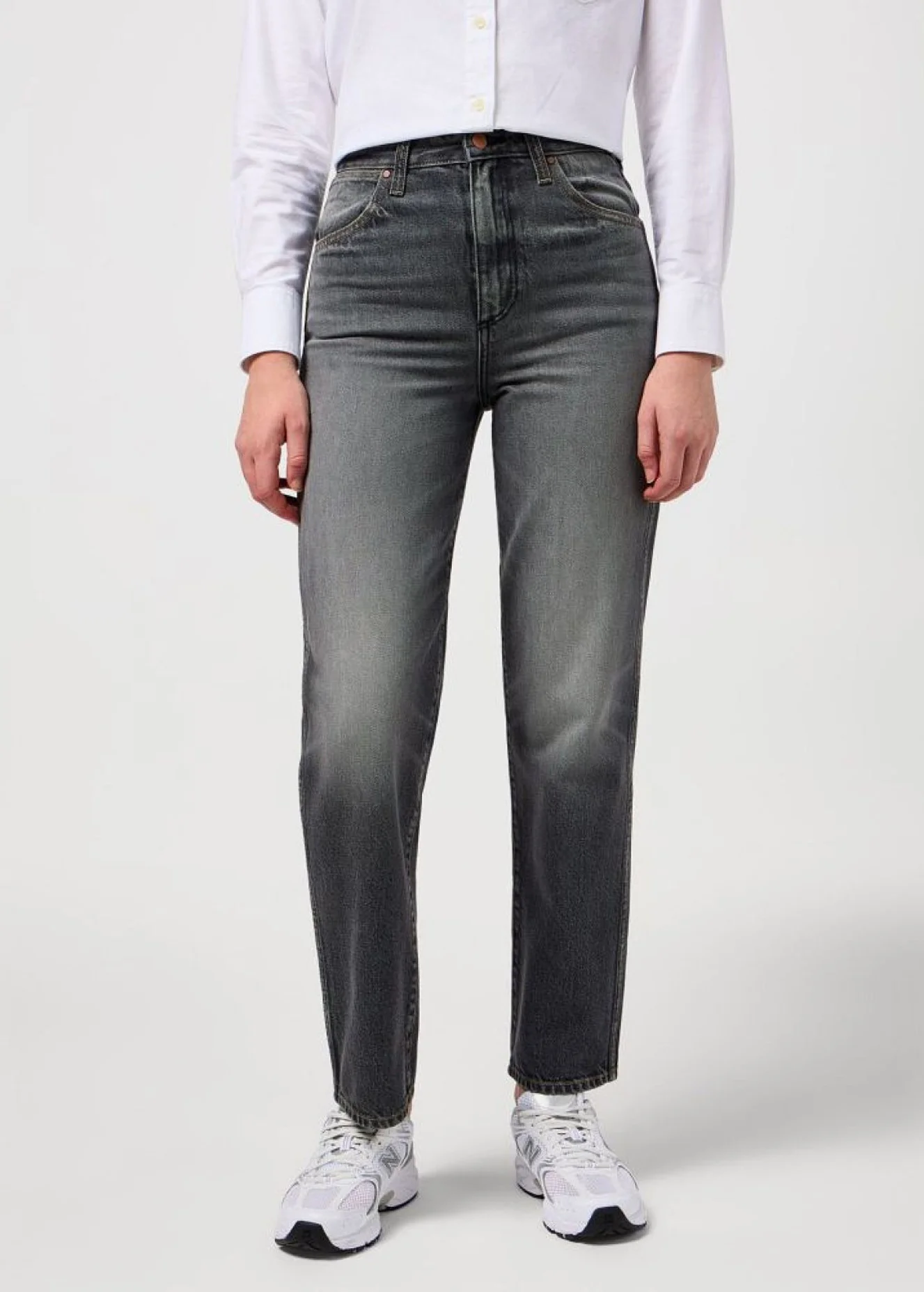 Wrangler Mom Straight Overstated