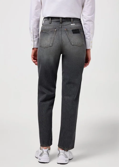 Wrangler Mom Straight Overstated