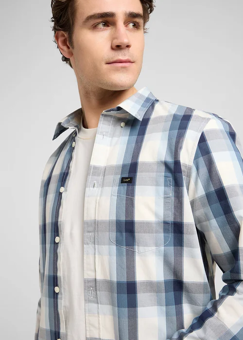 Lee Button Down Shirt Vintage Blue Ombre Check