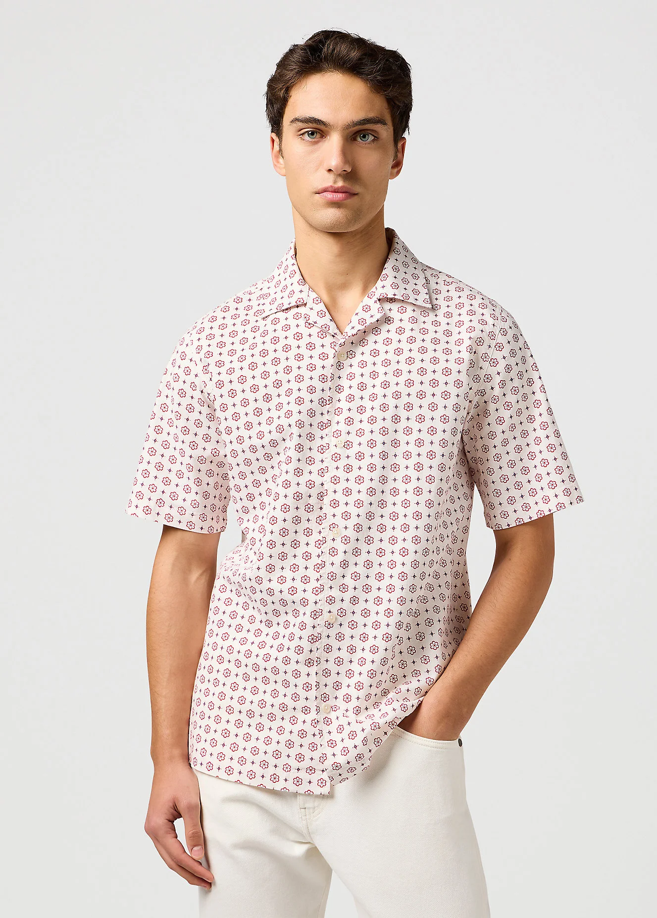 Wrangler Short Sleeve Resort Shirt White Geo