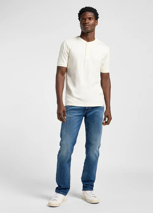 Lee Short Sleeve Henley Tee Ecru