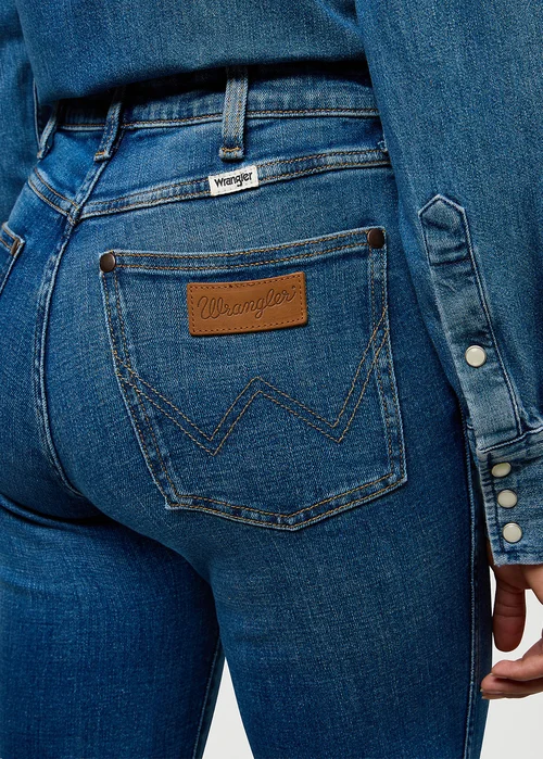 Wrangler Straight Cowboy Crest