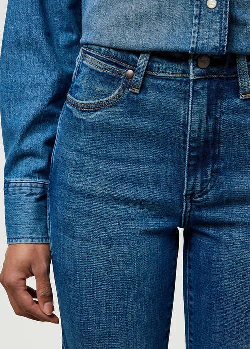 Wrangler Straight Cowboy Crest