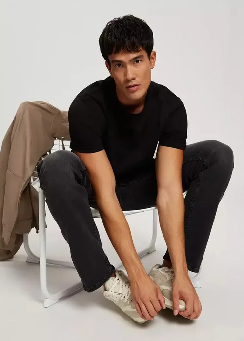 Czarny Podkoszulek Cross Jeans