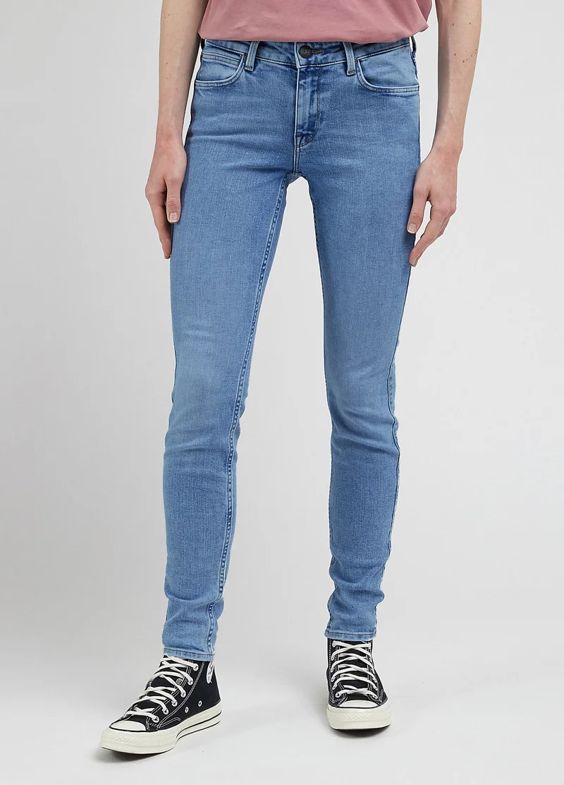 Lee Scarlett Majestic Wave