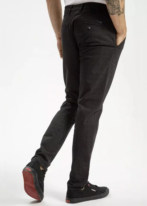 Chinosy Cross Jeans W Szarym Kolorze