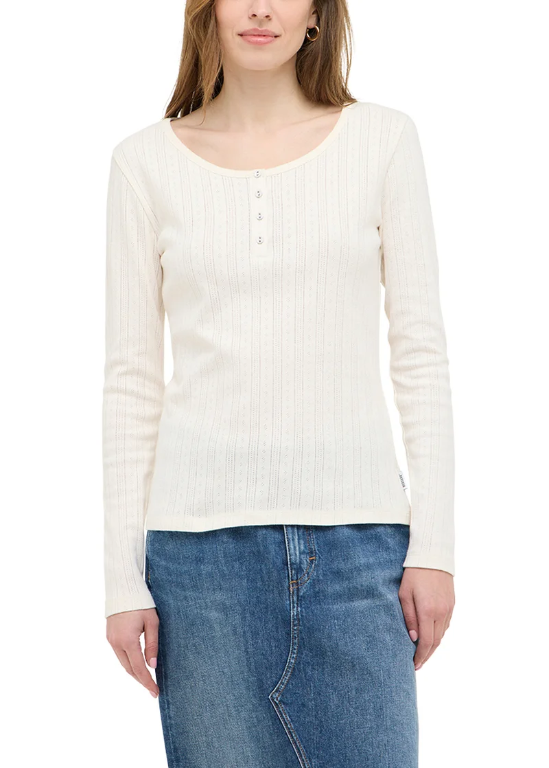 Mustang Hope Whisper White