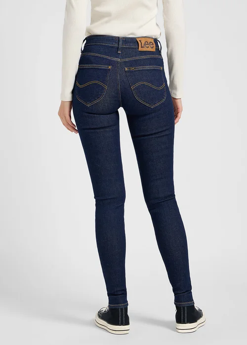 Lee Scarlett High Jeanception