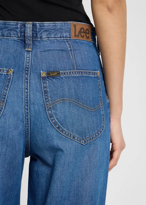 Lee Stella Blueberry Field