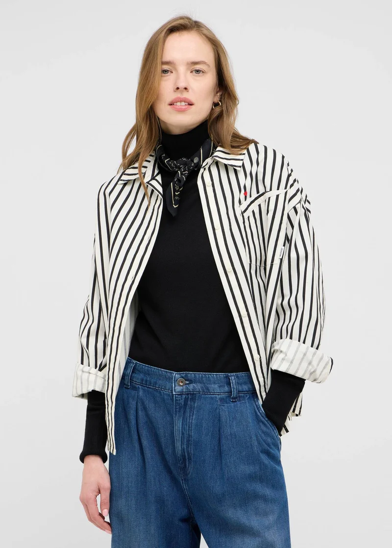 Mustang Salinas Irregular Black Stripe