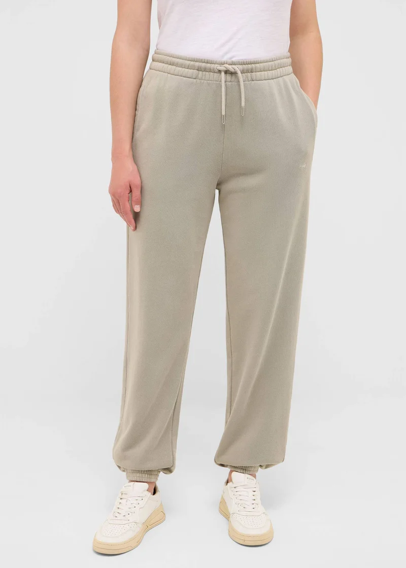 Mustang Nucia Ghost Gray