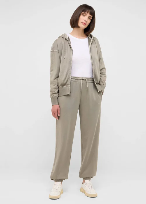 Mustang Rochelle Ghost Gray