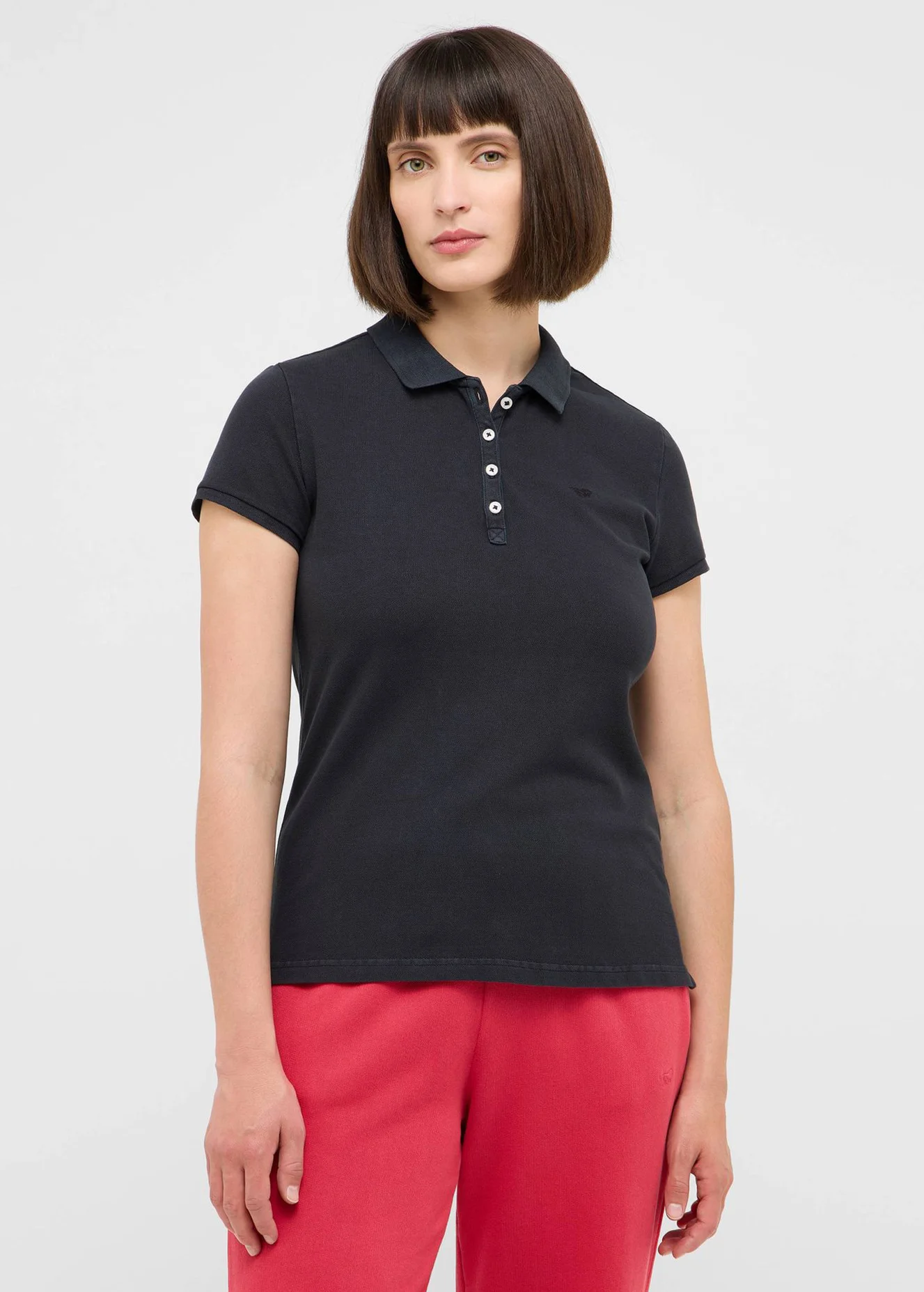 Mustang Tara Black Beauty