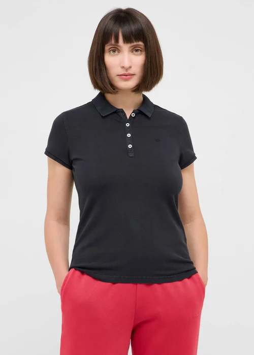 Mustang Tara Black Beauty