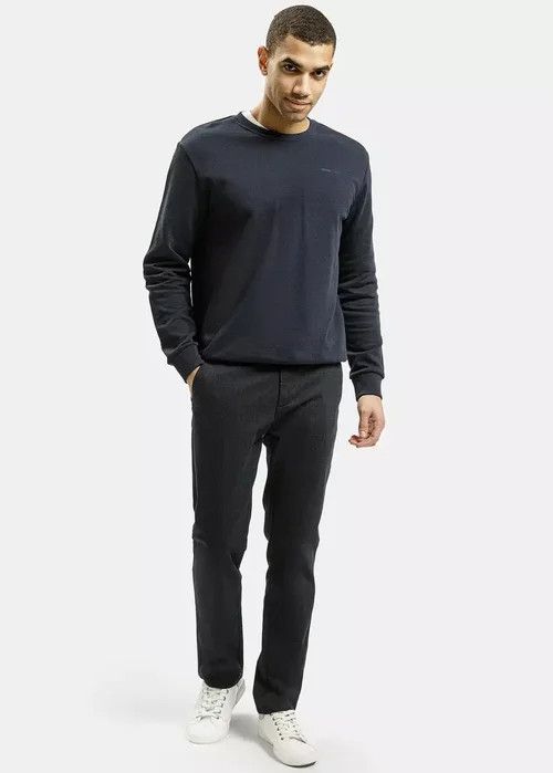 Ciemnoszare Chinosy Cross Jeans