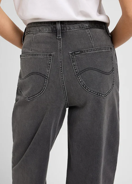 Lee Stella Jaw Dropper