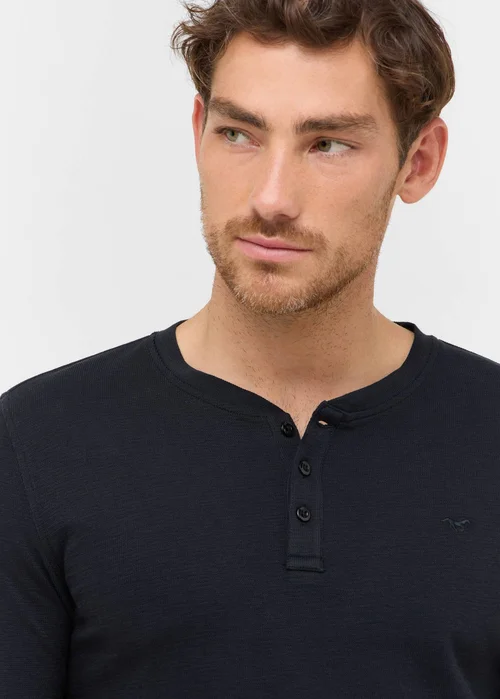 Mustang Style Atchison Jet Black