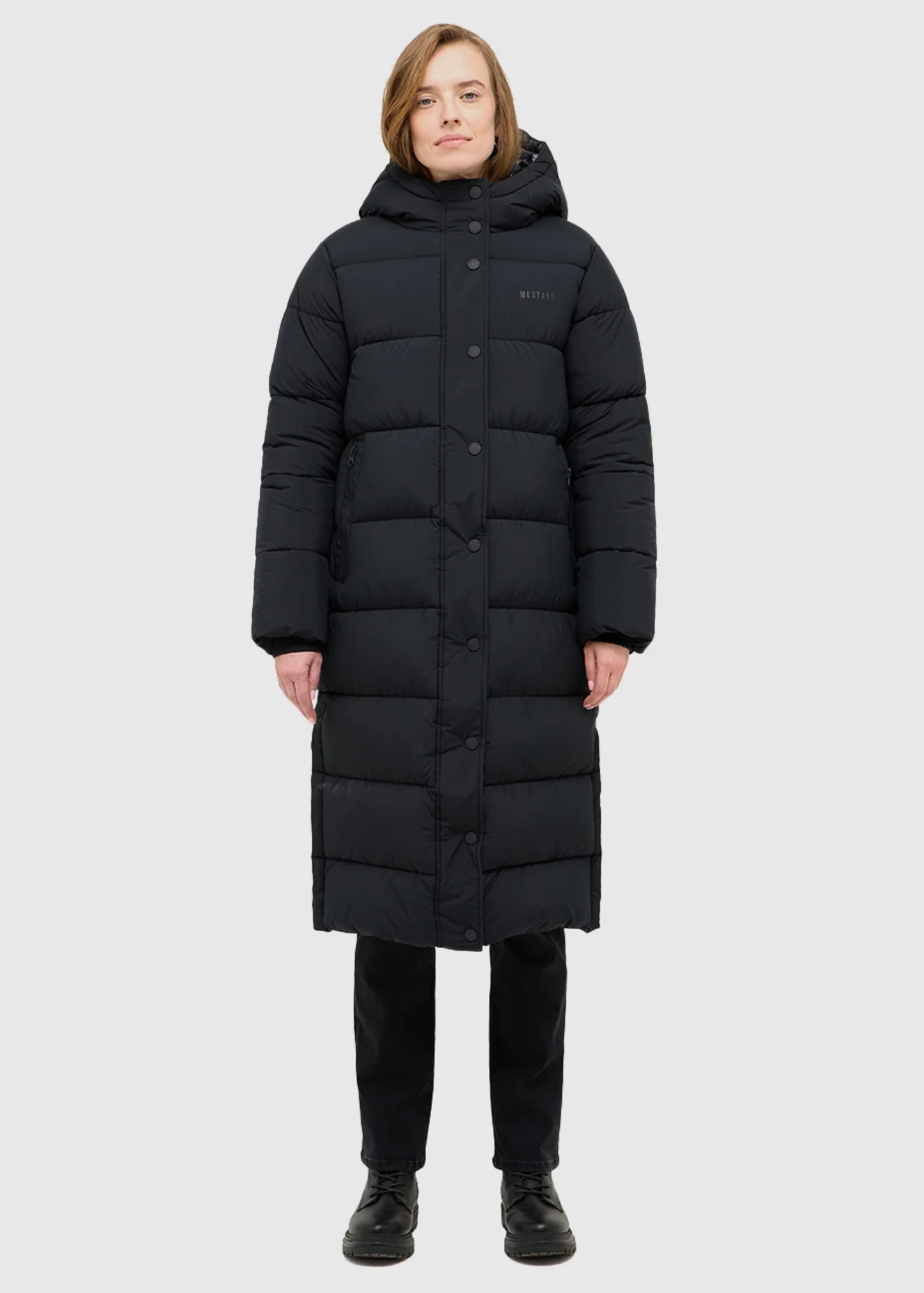 Mustang Crystal City Black Beauty