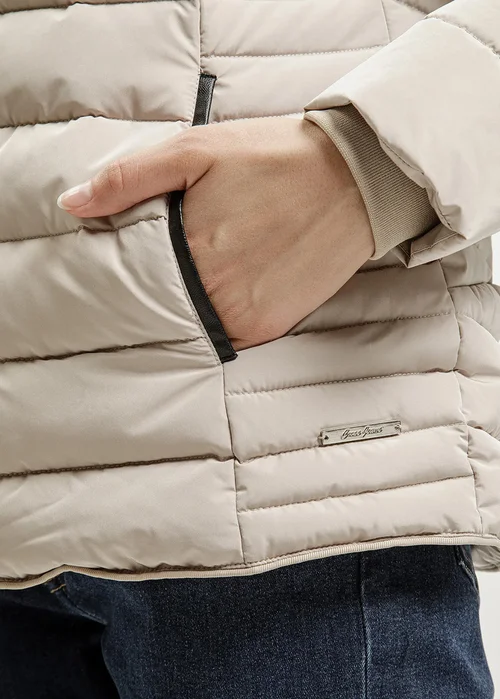 Pikowana Kurtka Ecru Cross Jeans