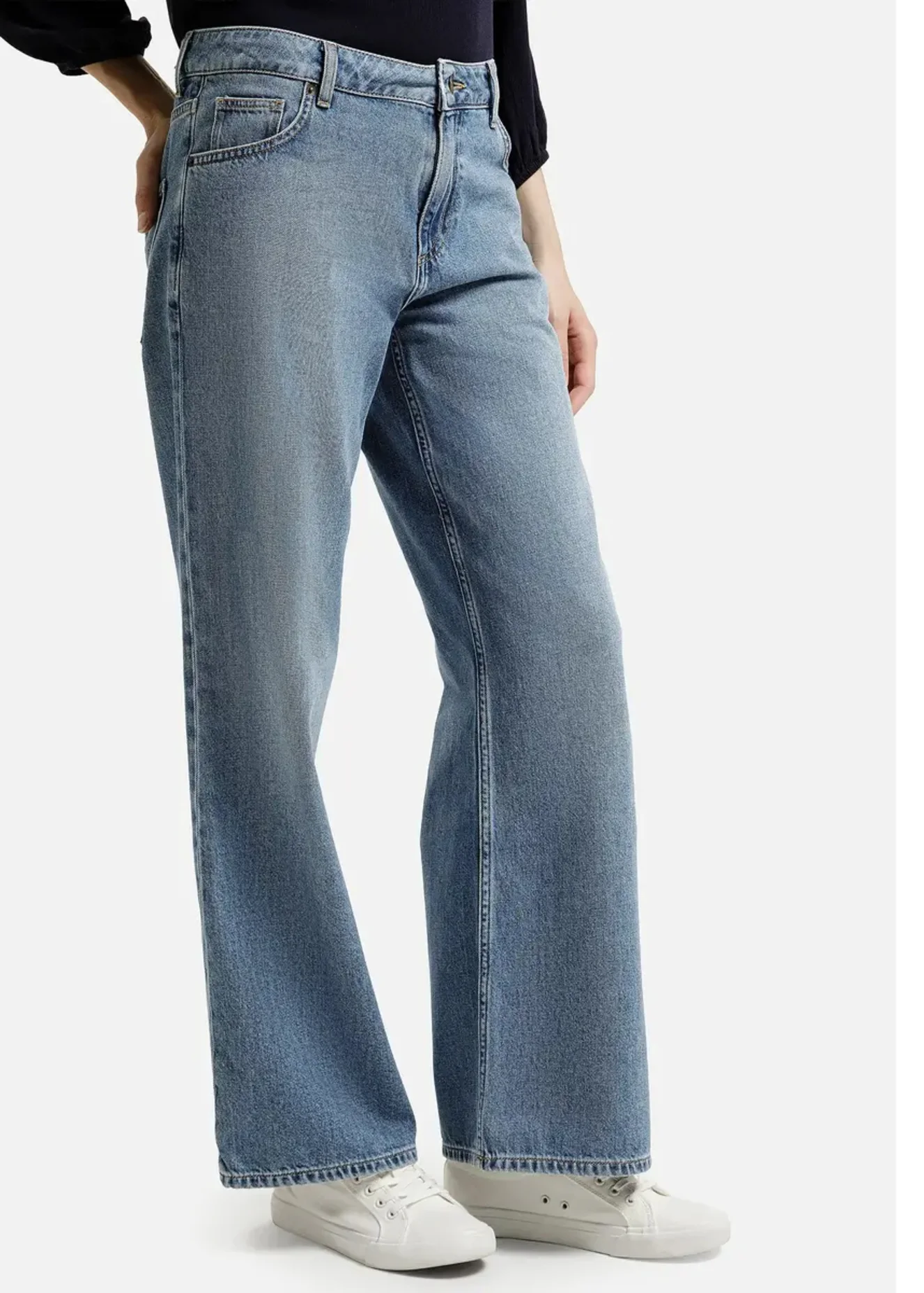Niebieski Dzinsy Z Szerok Nogawk Cross Jeans
