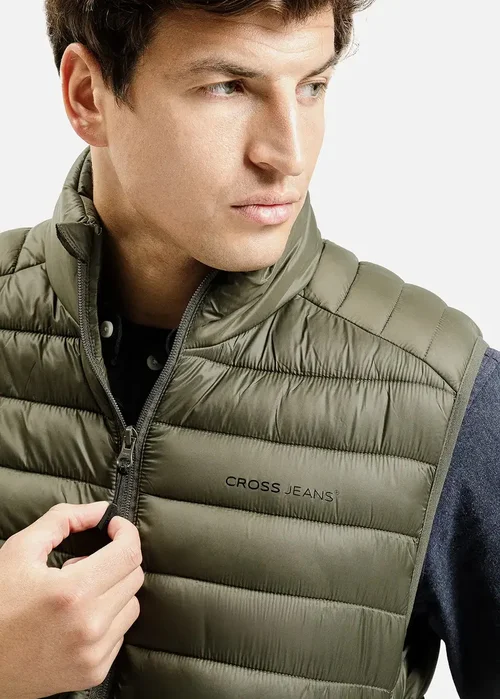 Zielony Pikowany Bezrkawnik Cross Jeans