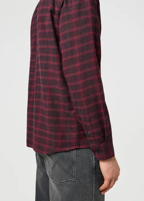 Wrangler One Pocket Flannel Shirt Black Wine