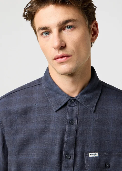 Wrangler One Pocket Flannel Shirt Midnight Grey Check