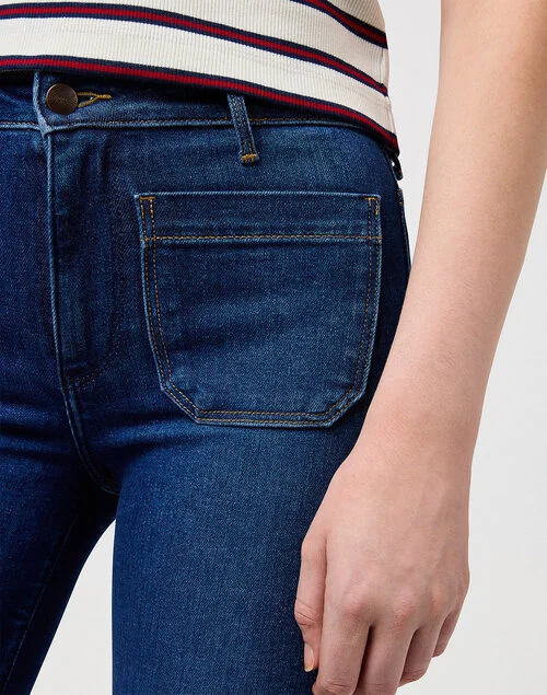 Wrangler Flare Jeans Dark Wash