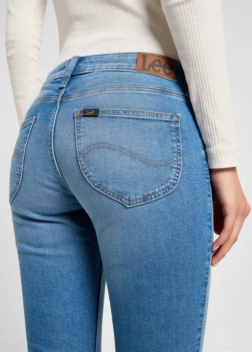 Lee Scarlett Rays Of Light