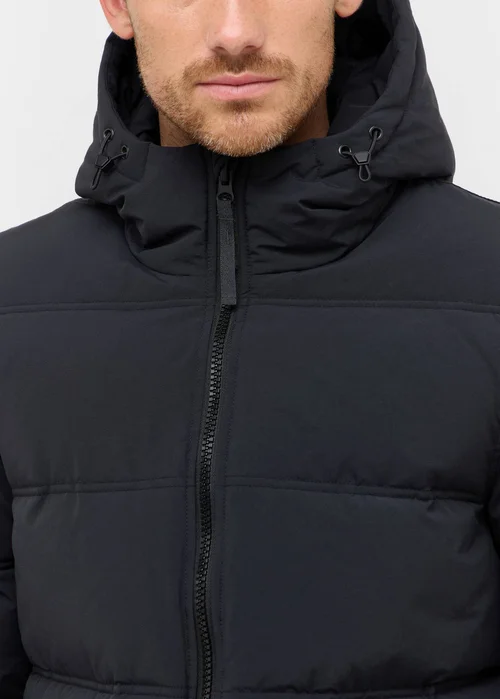 Mustang Oakfield Jet Black